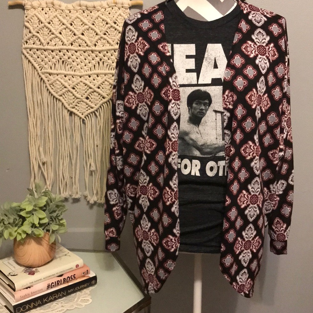 Charlotte Russe Cardigan/Kimono
